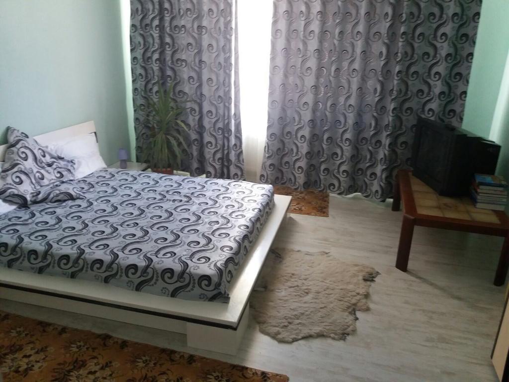 Step Inn Alba Iulia Exterior photo