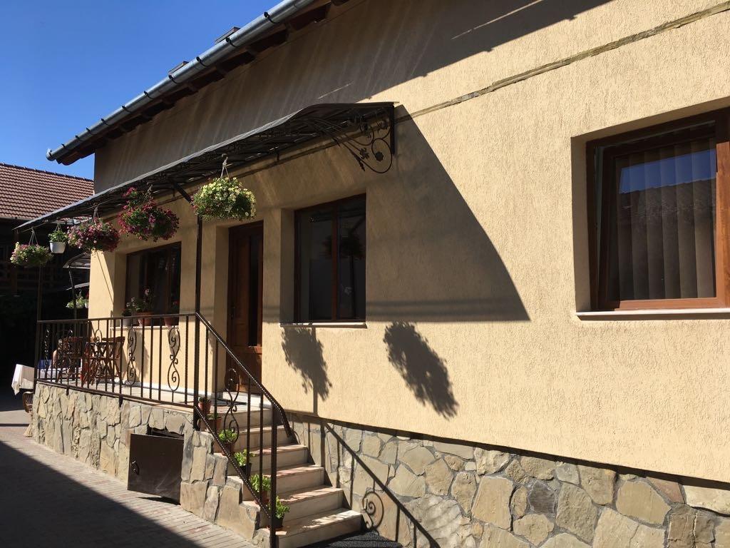 Step Inn Alba Iulia Exterior photo